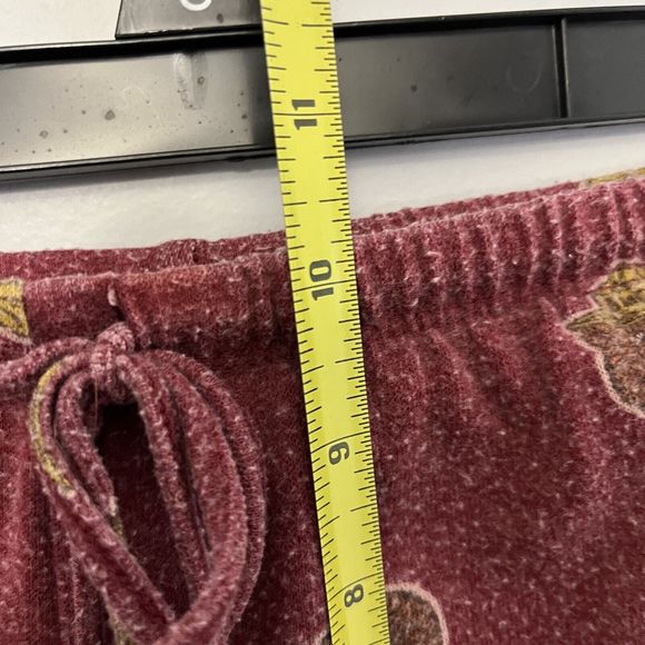 Women's Burgundy Pajama Shorts with Bear Print - Picture 8 of 8